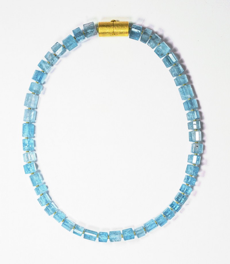 ClassP_aquamarinenecklace-2