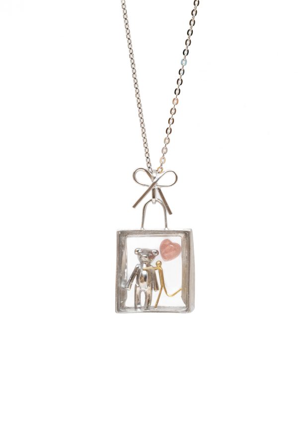 Asagi Maeda – What's in Your Shopping Bag? A Teddy Bear!